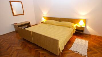 Standard Apartment, 2 Bedrooms (977/2625) | Free WiFi, bed sheets