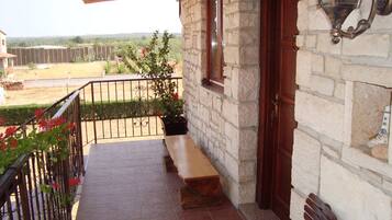 Standard Apartment, 1 Bedroom (990/2951) | Terrace/patio