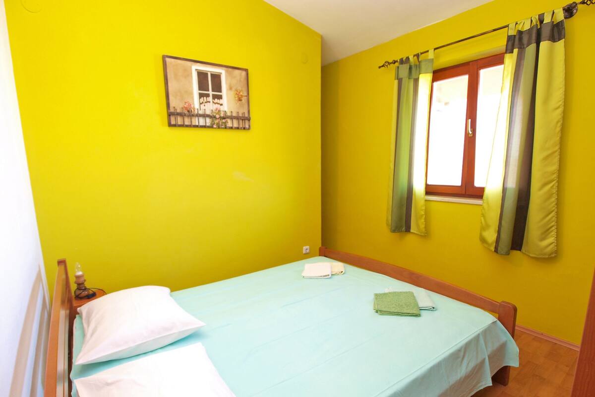 Standard Apartment, 1 Bedroom (990/2951)