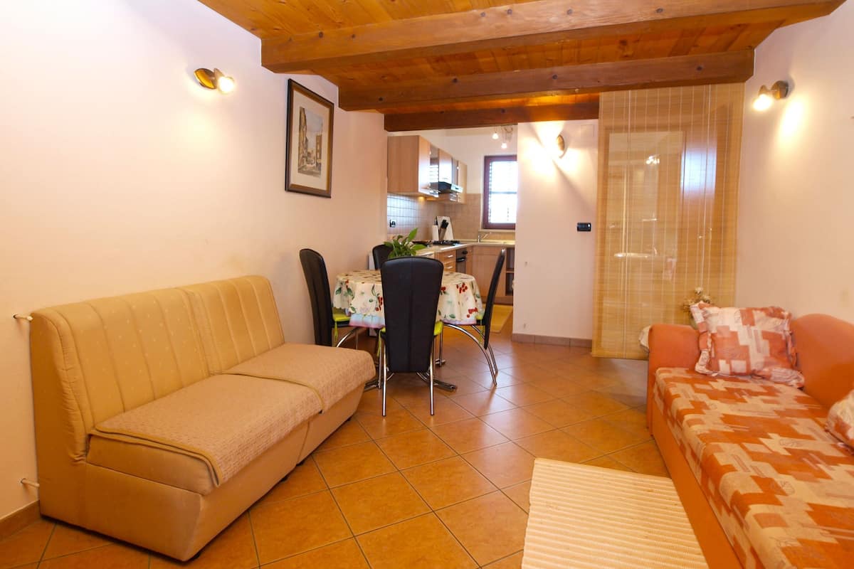 Appartamento Standard, 1 camera da letto (0265) | Area soggiorno | TV