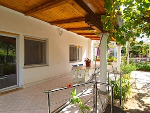 Standard Apartment, 3 Bedrooms (0267) | Terrace/patio - Apartment 1051 (Fazana)