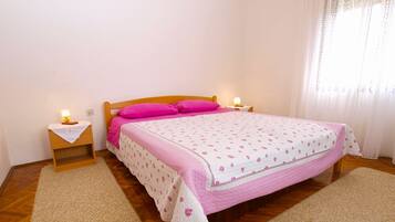 Standard Apartment, 3 Bedrooms (0271) | 3 bedrooms, iron/ironing board, free cribs/infant beds