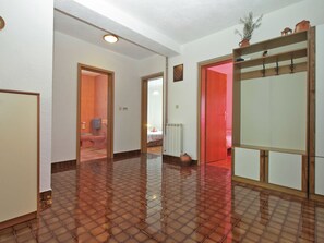 Standard Apartment, 3 Bedrooms (0273) | 3 bedrooms, iron/ironing board, free WiFi, bed sheets - Apartment 1079 (Vodnjan)