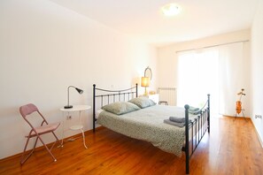 Standard House, 3 Bedrooms (0275) | 2 bedrooms, iron/ironing board, free WiFi, bed sheets - Apartment 1092 (Pula)