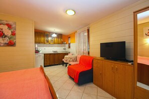 Standard Studio, 1 Bedroom (1112/9594) | Private kitchen