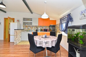 Appartement Standard, 2 chambres (0283) | Coin séjour