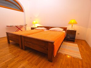 Appartamento Standard, 2 camere da letto (1210/11135) | 2 camere, ferro/asse da stiro, Wi-Fi gratuito, lenzuola