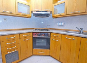 Appartamento Standard, 2 camere da letto (1210/11135) | Cucina privata | Frigorifero, forno, piano cottura, macchina per tè/caffè