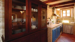 Standard Villa, 5 Bedrooms (0302) | Private kitchen - Villa 1212 (Svetvincenat)