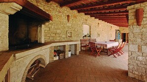 Standard Villa, 5 Bedrooms (0302) | Terrace/patio - Villa 1212 (Svetvincenat)