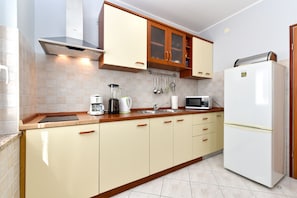 Standard-Apartment, 1 Schlafzimmer (1230/11639) | Eigene Küche | Kühlschrank, Ofen, Herdplatte, Wasserkocher mit Kaffee-/Teezubehör