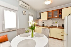 Standard-Apartment, 1 Schlafzimmer (1230/11639) | Eigene Küche | Kühlschrank, Ofen, Herdplatte, Wasserkocher mit Kaffee-/Teezubehör