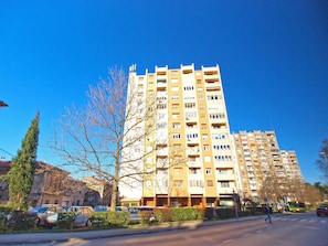 Esterni
