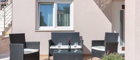 Standard Apartment, 2 Bedrooms (1287/12282) | Terrace/patio