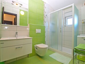 Standard-Apartment, 1 Schlafzimmer (1287/12281) | Badezimmer | Dusche, Haartrockner, Handtücher