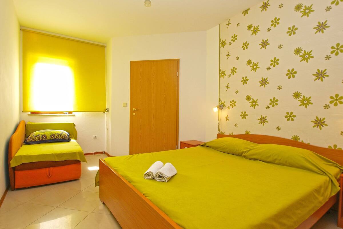 Standard Apartment, 1 Bedroom (1303/12380) | 1 bedroom, iron/ironing board, cribs (free), WiFi (free)