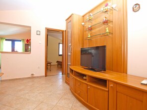 Standard Apartment, 2 Bedrooms (1324/12554) | Television - Apartment 1324 (Medulin)