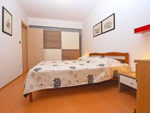 Standard Apartment, 2 Bedrooms (0328) - Apartment 1346 (Pula)