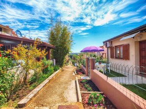 ด้านหน้าที่พัก