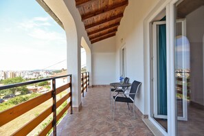 Appartamento Standard, 2 camere da letto (1355/12760) | Balcone