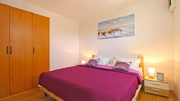 Standard House, 1 Bedroom (0348) | 1 bedroom, iron/ironing board, free WiFi, bed sheets