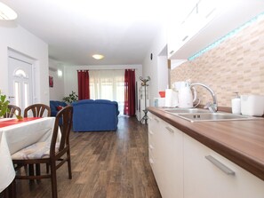 Standard Apartment, 2 Bedrooms (1403/13167) | Private kitchenette | Fridge, microwave, stovetop, cookware/dishes/utensils - Apartment 1403 (Fazana)