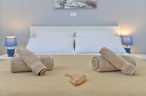 Standard Villa, 6 Bedrooms (0352) | 6 bedrooms, iron/ironing board, free cribs/infant beds, free WiFi - Villa 1519 (Zminj)