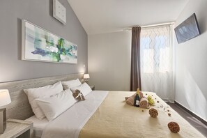 Standard Villa, 5 Bedrooms (0353) | 5 bedrooms, iron/ironing board, free cribs/infant beds, free WiFi - Villa 1520 (Zminj)