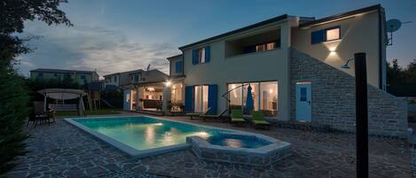 Standard Villa, 5 Bedrooms (0355) | Private pool