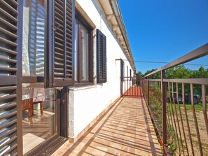 Standard House, 1 Bedroom (0368) | Balcony - House 1430 (Svetvincenat)