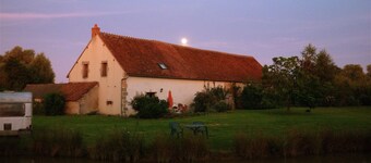 Lovely Country Farmhouse With Views, Pond, Garden & Terrace, set In 5 acres. 