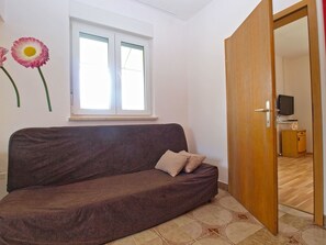Standard Apartment, 1 Bedroom (1432/13333) | Living area | TV - Apartment 1432 (Pula)