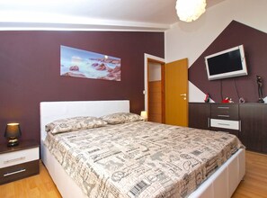 Standard Apartment, 2 Bedrooms (0372) | 2 bedrooms, iron/ironing board, free WiFi, bed sheets - Apartment 1436 (Pula)