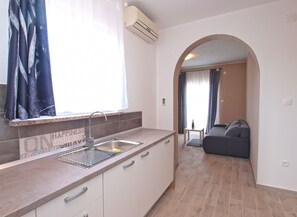 Standard-Apartment, 1 Schlafzimmer (0374) | Eigene Küche | Kühlschrank, Ofen, Herdplatte, Geschirrspüler