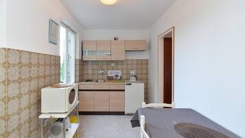 Standard Apartment, 1 Bedroom (1471/13591) | Private kitchen | Fridge, stovetop, cookware/dishes/utensils