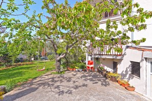 BBQ/picnic Area - Apartment 1485 (Novigrad)