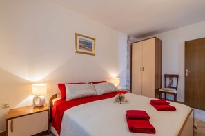 Standard-Apartment, 2 Schlafzimmer (1510/14937) | Bügeleisen/Bügelbrett, kostenloses WLAN, Bettwäsche