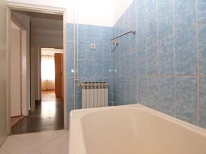 Bathroom - Apartment 1539 (Fazana)