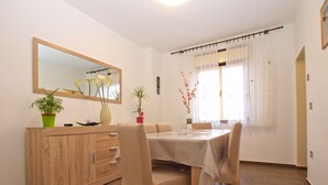 Unclassified image, 3 of 22, button - Apartment 1540 (Pula)