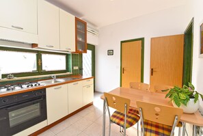 Private kitchen - Apartment 1550 (Rovinj)