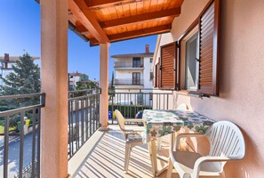 Standard Apartment, 2 Bedrooms (0398) | Balcony