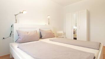 Nhà Tiêu chuẩn, 3 phòng ngủ (0410) | 3 phòng ngủ, bàn ủi/dụng cụ ủi quần áo