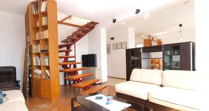 Apartment 1583