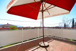 Standard House, 3 Bedrooms (0413) | Terrace/patio - House 1585 (Marcana)