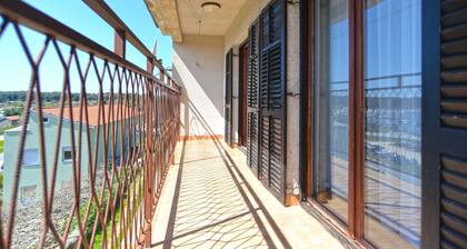 Apartment 1586