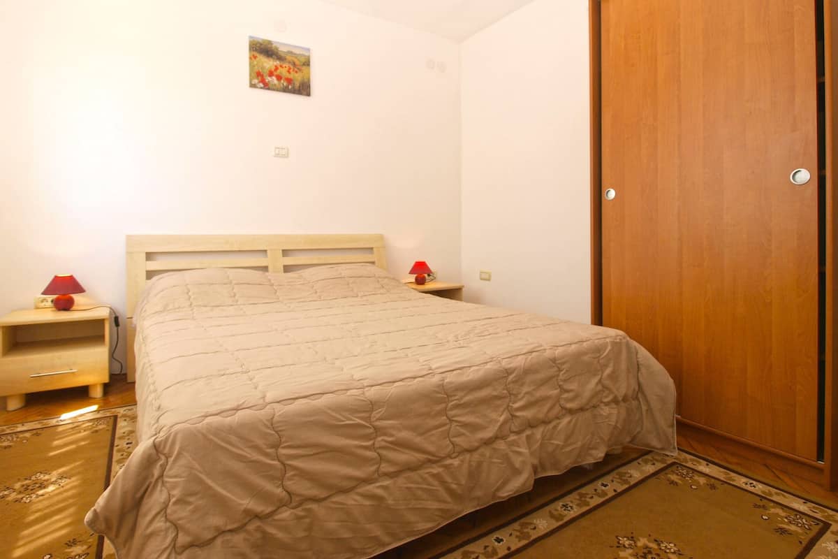 Apartamento estándar, 1 habitación (1588/16266) | 1 dormitorio, tabla de planchar con plancha, ropa de cama