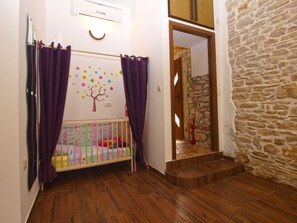 3 habitaciones, escritorio y sistema de insonorización 