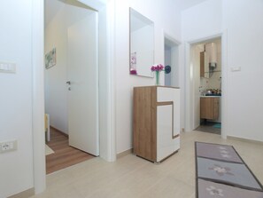 Standard Apartment, 2 Bedrooms (1617/16661) | Living area | TV - Apartment 1617 (Vodnjan)