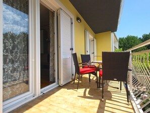 스탠다드 아파트, 침실 3개 (1623/16703) | 발코니