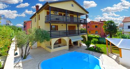 Apartment 1624
